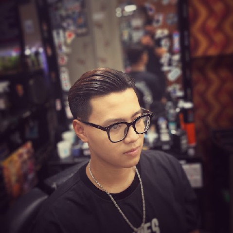 Tiệm cắt tóc nam đẹp chuyên pompadour