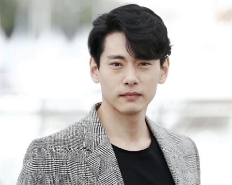 Tóc comma hair ngắn đẹp trẻ trung phù hợp mọi khuôn mặt