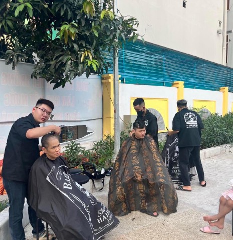 Địa Điểm Học Cắt Tóc Nam Bài Bản Uy Tín Cho Barber tại Hà Nội