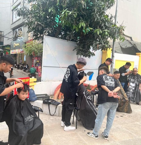 Đào Tạo Nghề Cắt Tóc Nam Barber tại Hà Nội