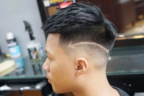 Kiểu tóc mohican không vuốt đẹp tự nhiên cho nam