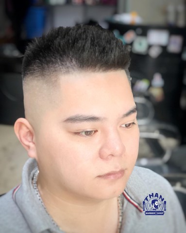 Short quiff cho tóc dày nên chọn kiểu nào đẹp nhất?