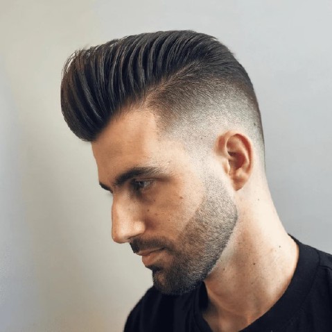Slick back mid fade trẻ trung phù hợp nhiều phong cách
